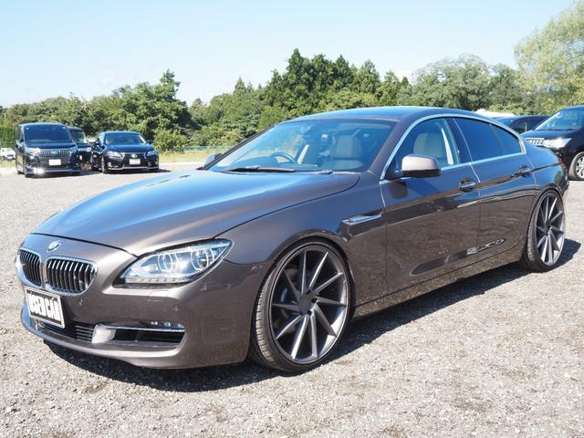 ６シリーズ ６４０ｉグランクーペ　車検Ｒ８年１２月　ナビ　バックカメラ　ＴＶ　サンルーフ　パワーシート　車高調　社外２２インチＡＷ（9枚目）