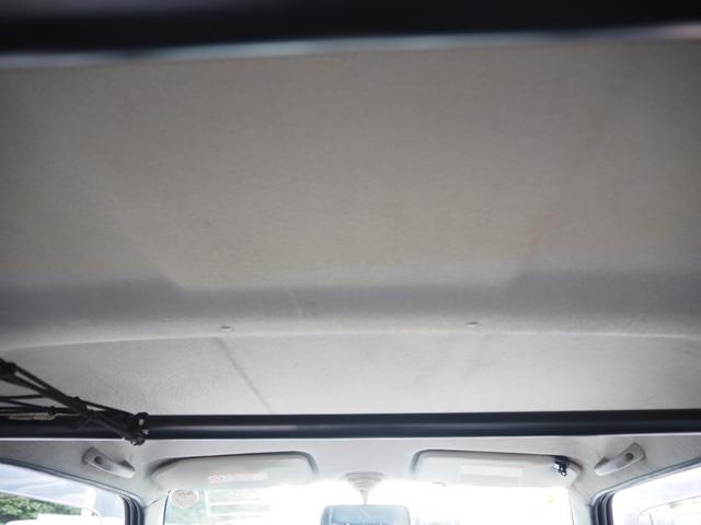 ジムニー ＦＩＳフリースタイルワールドカップリミテッド　車検Ｒ９年１０月　４ＷＤ　ナビ　オートマ　シートヒーター　ＥＴＣ　キーレス（25枚目）