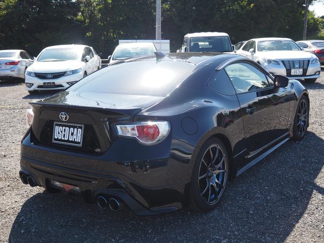 ８６ Ｇ　車検Ｒ９年１０月　１年保証　オートマ　モデリスタエアロ　社外マフラー　社外１８インチＡＷ　社外足回り　ナビ　ＴＶ　バックカメラ（7枚目）