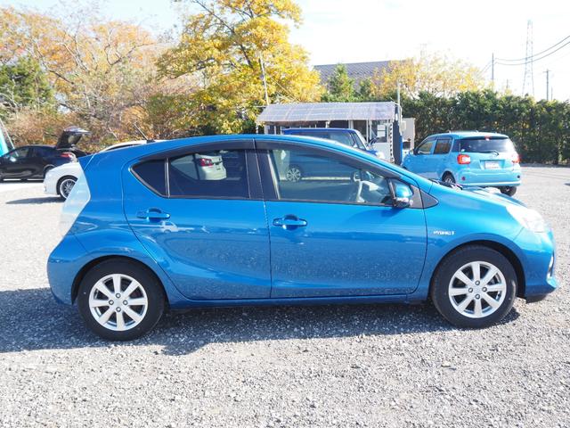 ＬＩＮＥでの対応も可能です。ＬＩＮＥ　ＩＤをお問合せの際教えて頂ければ動画などご希望のものを送らさせて頂きます。