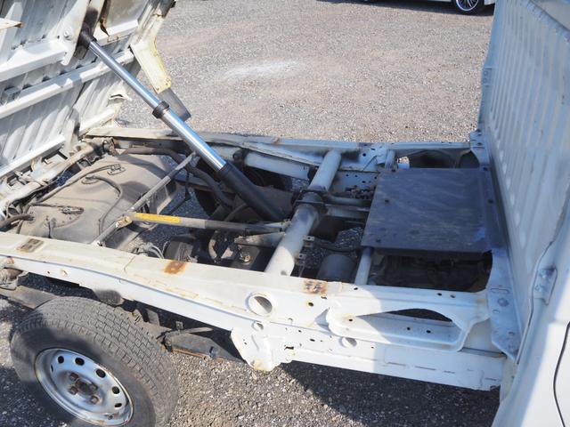 ミニキャブトラック ダンプ　車検Ｒ９年１１月　４ＷＤ　５ＭＴ（8枚目）