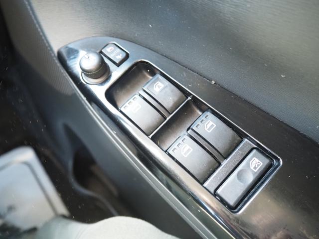 タント カスタムＲＳ　車検Ｒ９年１１月　１年保証　４ＷＤ　ワンオーナー　ナビ　ＴＶ　Ｂｌｕｅｔｏｏｔｈ　フリップダウンモニター　両側パワスラ　ＥＴＣ　ＬＥＤライト　スマートキー（30枚目）