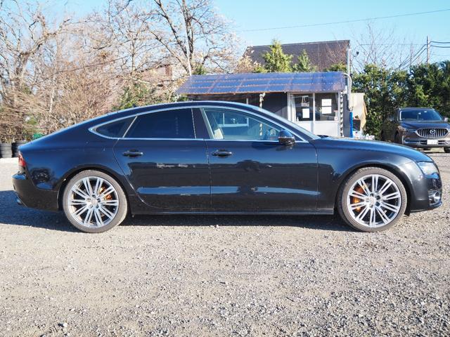 A7スポーツバック 3.0TFSIクワトロ 車検令和8年7月 ナビ 地デジ Bluetooth音楽 バックカメラ 純正20インチアルミ Bang&Olufsenサウンド LEDヘッドランプ レザーシート(4枚目)