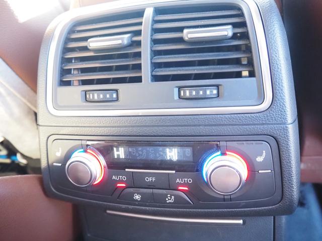 A7スポーツバック 3.0TFSIクワトロ 車検令和8年7月 ナビ 地デジ Bluetooth音楽 バックカメラ 純正20インチアルミ Bang&Olufsenサウンド LEDヘッドランプ レザーシート(19枚目)