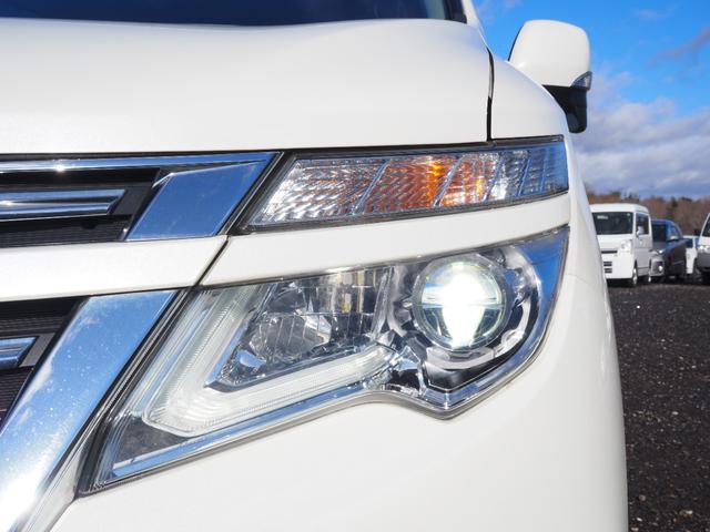 エルグランド ２５０ハイウェイスターＳ　車検令和９年３月　４ＷＤ　５人乗り　ナビ　テレビ　バックカメラ　両側パワスラ（11枚目）