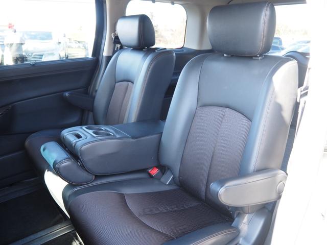 エルグランド ２５０ハイウェイスターＳ　車検令和９年３月　４ＷＤ　５人乗り　ナビ　テレビ　バックカメラ　両側パワスラ（28枚目）