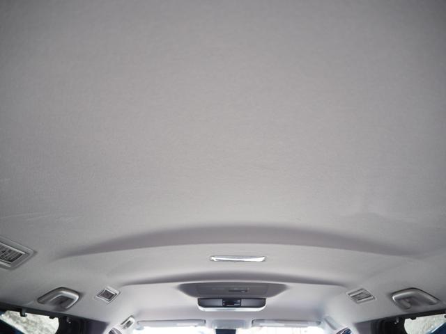 ヴォクシー ＺＳ　車検令和８年９月　１年保証　４ＷＤ　ナビ　フリップダウンモニター　両側パワスラ　レーンキープアシスト　クルコン　ブリッツ車高調（32枚目）