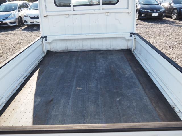 キャリイトラック ＫＣエアコン・パワステ　車検令和８年６月　５ＭＴ　４ＷＤ　エアコン　パワステ（8枚目）