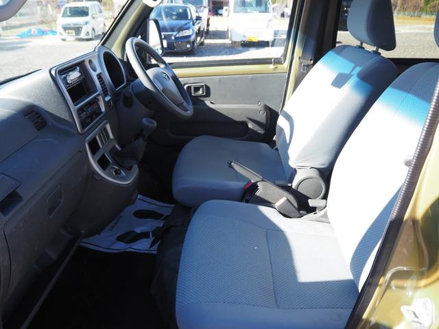 ハイゼットカーゴ デッキバンＧＬ　１年保証　車検令和９年１２月　４ＷＤ　５ＭＴ　エアコン　フロントパワーウィンドウ（24枚目）