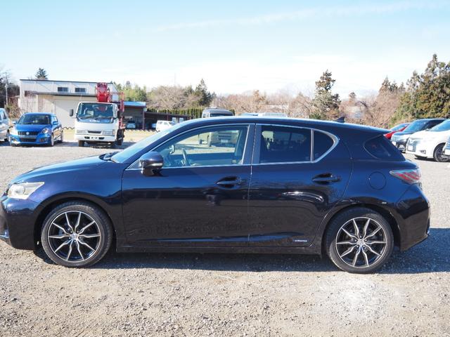 ＣＴ ＣＴ２００ｈ　車検令和９年１２月　ナビ　バックカメラ　テレビ　ハイブリッド（9枚目）