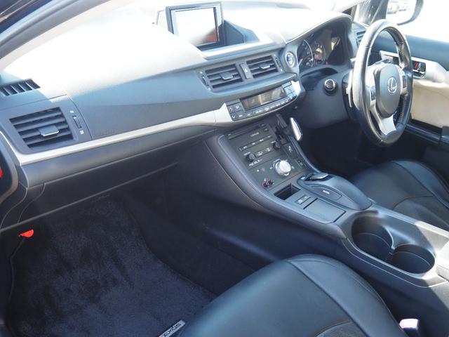 ＣＴ ＣＴ２００ｈ　車検令和９年１２月　ナビ　バックカメラ　テレビ　ハイブリッド（19枚目）