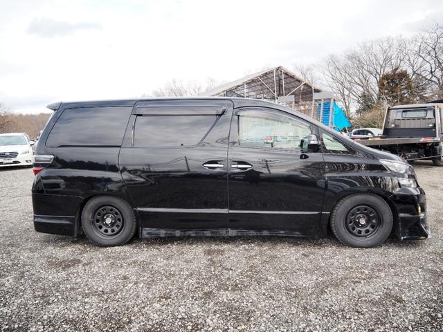 ヴェルファイア ２．４Ｚ　ゴールデンアイズ　１年保証　車検令和１０年１月　両側パワスラ　ナビ　テレビ　バックカメラ　ＥＴＣ（4枚目）