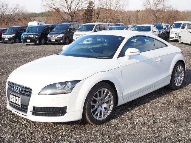 ＴＴクーペ ２．０ＴＦＳＩ　車検令和１０年１月　ナビ　テレビ　バックカメラ　ＥＴＣ（9枚目）