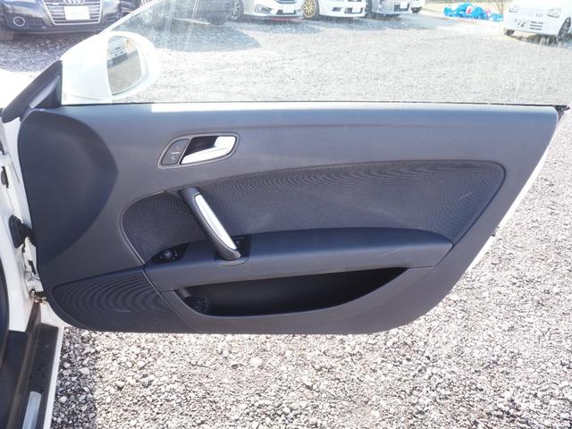 ＴＴクーペ ２．０ＴＦＳＩ　車検令和１０年１月　ナビ　テレビ　バックカメラ　ＥＴＣ（28枚目）