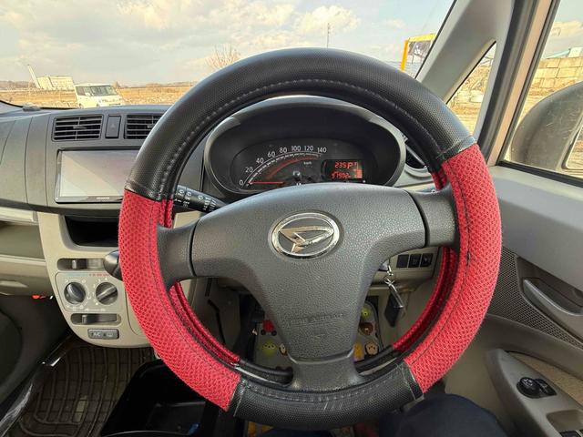 ムーヴ Ｌ　ナビ　キーレスエントリー　アイドリングストップ　電動格納ミラー　ベンチシート　オートマチック車　アルミホイール　エアコン　パワーウィンドウ（3枚目）