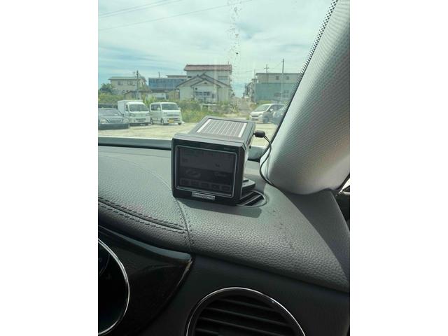 ＣＬＳクラス ＣＬＳ５００　ドライブレコーダー　ＥＴＣ　オートクルーズコントロール　アルミホイール　オートライト　ＨＩＤ　ヘッドライトウォッシャー　サンルーフ　ＡＴ　シートヒーター　キーレスエントリー　盗難防止システム（13枚目）