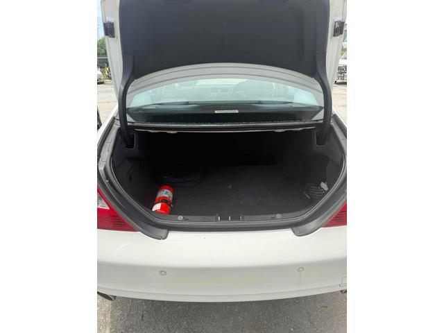 ＣＬＳクラス ＣＬＳ５００　ドライブレコーダー　ＥＴＣ　オートクルーズコントロール　アルミホイール　オートライト　ＨＩＤ　ヘッドライトウォッシャー　サンルーフ　ＡＴ　シートヒーター　キーレスエントリー　盗難防止システム（22枚目）