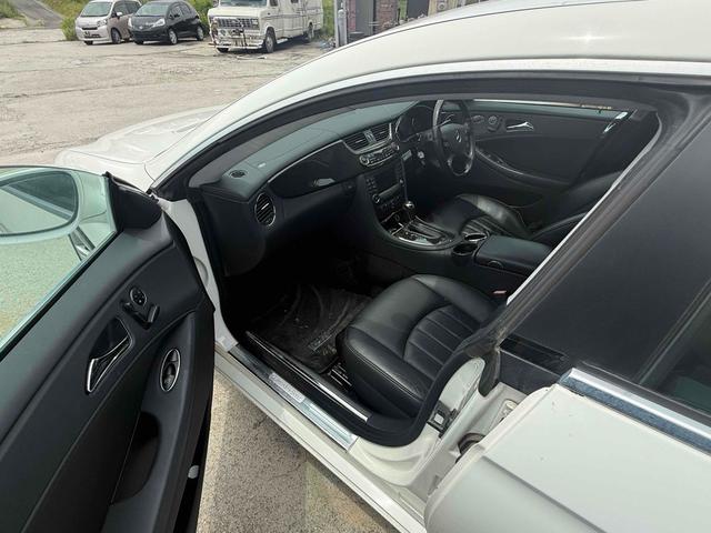 ＣＬＳクラス ＣＬＳ５００　ドライブレコーダー　ＥＴＣ　オートクルーズコントロール　アルミホイール　オートライト　ＨＩＤ　ヘッドライトウォッシャー　サンルーフ　ＡＴ　シートヒーター　キーレスエントリー　盗難防止システム（37枚目）