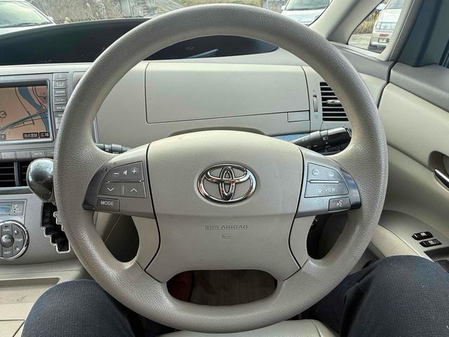 エスティマハイブリッド G 4WD ETC ナビ オートクルーズコントロール パークアシスト 両側電動スライドドア オートライト HID サンルーフ スマートキー 電動格納ミラー 後席モニター 3列シート パワーシート CVT(2枚目)