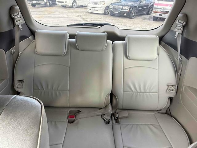 エスティマハイブリッド G 4WD ETC ナビ オートクルーズコントロール パークアシスト 両側電動スライドドア オートライト HID サンルーフ スマートキー 電動格納ミラー 後席モニター 3列シート パワーシート CVT(28枚目)