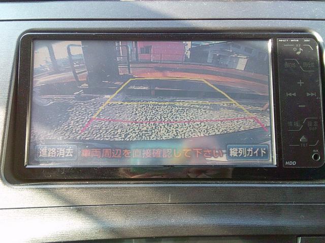 プリウス Ｓ　クルーズコントロール／ナビ／テレビ／バックカメラ／ＥＴＣ／スタッドレスタイヤ付き／プッシュスタート／スマートキー／（27枚目）