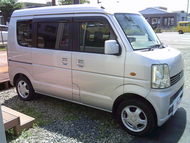 エブリイワゴン ＪＰ　ハイルーフ　オートマ　４ＷＤ　走行距離６万Ｋｍ代　車検２年付き　保証１年付き　法定整備２４ヵ月点検付き（4枚目）