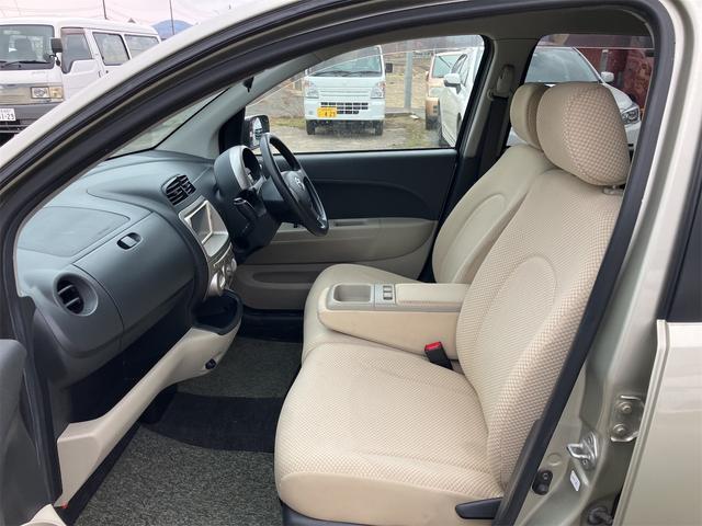 パッソ Ｘ　４ＷＤ　ナビ　バックカメラ　ＣＤ　キーレス　ベンチシート　バイザー付き（31枚目）