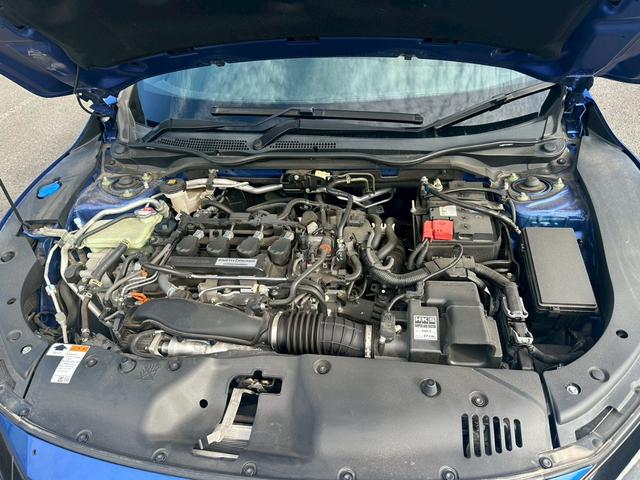 シビック ハッチバック ホンダセンシング ★純正フルエアロ・純正ナビ・フルセグTV・ETC・ホンダセンシング・バックモニター・パドルシフト・スマートプッシュスタート・シートヒーター★(11枚目)