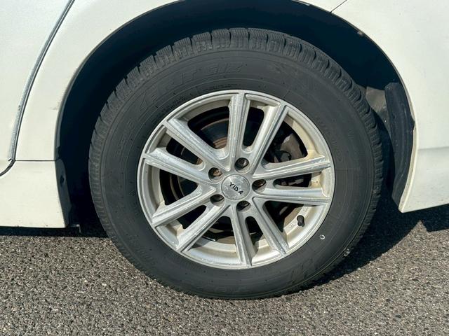 プリウス S 純正ナビ・バックモニター・ETC(5枚目)