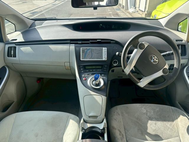 プリウス S 純正ナビ・バックモニター・ETC(8枚目)