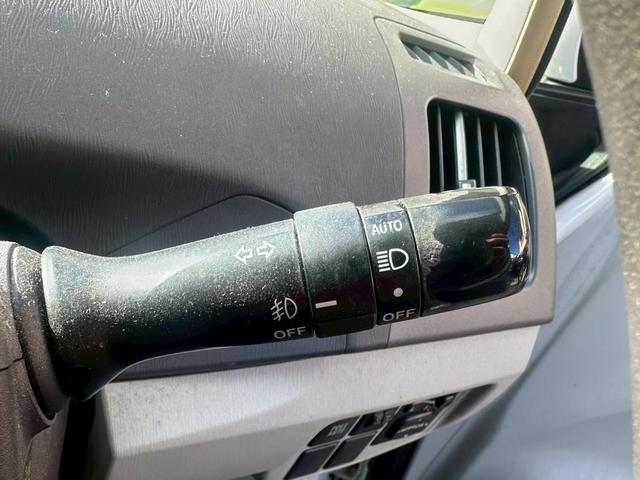 プリウス S 純正ナビ・バックモニター・ETC(16枚目)