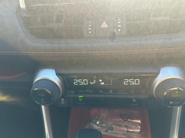 ＲＡＶ４ アドベンチャー　４ＷＤ・純正９インチナビ・フルセグＴＶ・ＴＲＤフロントエアロ・シートヒーター＆ベンチレーション・バックモニター・ＥＴＣ・ワンオーナー（12枚目）