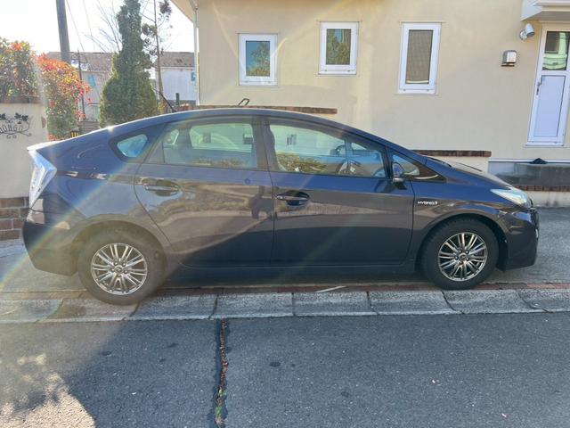 プリウス Ｓ　ＬＥＤエディション　純正ナビ・バックモニター・ＥＴＣ・ＬＥＤヘッドライト（2枚目）