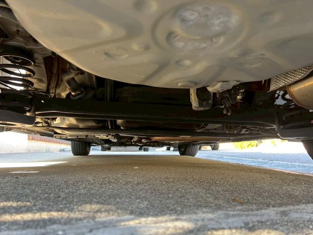 プリウス Ｓ　ＬＥＤエディション　純正ナビ・バックモニター・ＥＴＣ・ＬＥＤヘッドライト（5枚目）