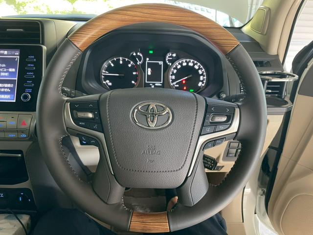 ランドクルーザープラド ＴＸ　Ｌパッケージ　マットブラックエディション　ＴＲＤエアロ・ＴＲＤマフラー・メーカーナビ・パノラミックビューモニター・サンルーフ・ベージュ本革シート・ブラインドスポットモニター・寒冷地仕様・フルセグＴＶ（4枚目）