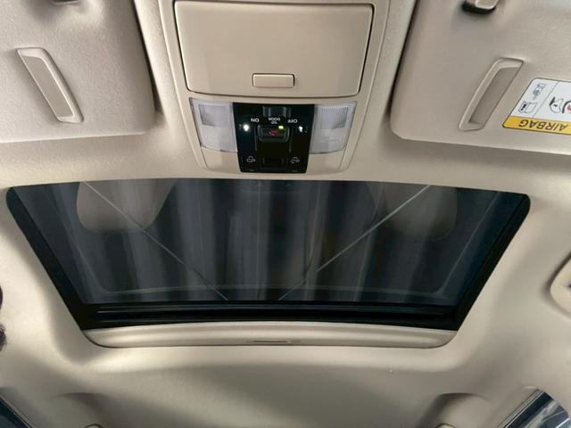 ランドクルーザープラド ＴＸ　Ｌパッケージ　マットブラックエディション　ＴＲＤエアロ・ＴＲＤマフラー・メーカーナビ・パノラミックビューモニター・サンルーフ・ベージュ本革シート・ブラインドスポットモニター・寒冷地仕様・フルセグＴＶ（12枚目）