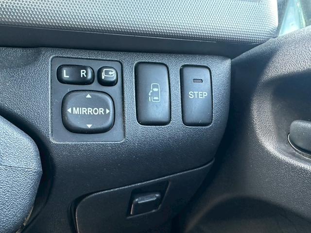 ハイエースワゴン グランドキャビン　純正ナビ・左側スライドドア・バックモニター・ＥＴＣ（9枚目）