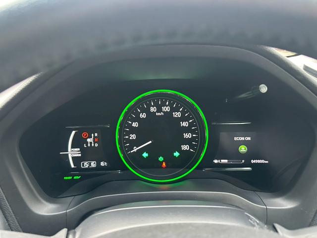 ヴェゼル ハイブリッドＸ・ホンダセンシング　寒冷地仕様・シートヒーター・純正ナビ・ＴＶ・バックモニター・フルセグ・ホンダセンシング・４ＷＤ・スマートプッシュスタート（5枚目）