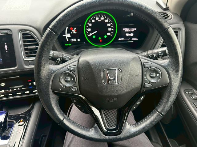 ヴェゼル ハイブリッドＸ・ホンダセンシング　寒冷地仕様・シートヒーター・純正ナビ・ＴＶ・バックモニター・フルセグ・ホンダセンシング・４ＷＤ・スマートプッシュスタート（6枚目）