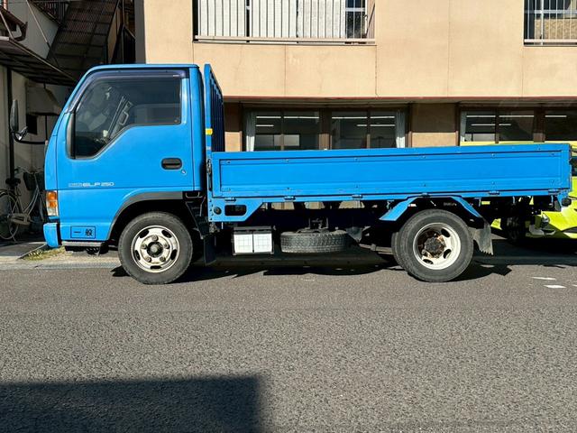 エルフトラック ベースグレード(3枚目)