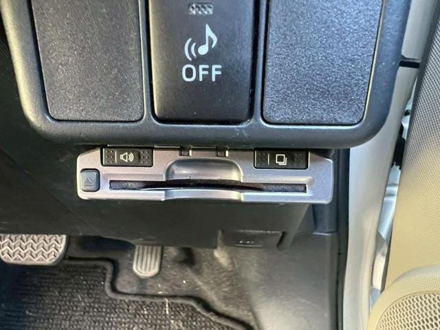 アクア Ｇ　純正ナビ・バックモニター・ＥＴＣ・ＬＥＤヘッドライト（11枚目）