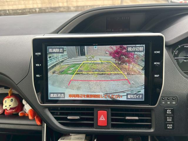 ヴォクシー ハイブリッドZS 煌II 10インチ純正ナビ・11.4インチフリップダウンモニター・両側電動スライドドア・シートヒーター・ワンオーナー・LEDヘッドライト・バックモニター・ETC(12枚目)