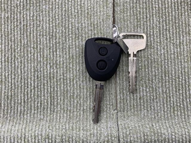 直接キーを差し込まなくても、ドアの施錠・解錠が行えます。