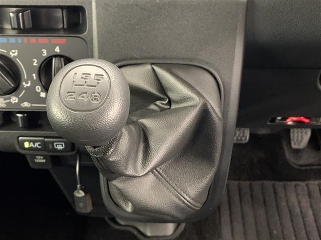 �V�t�g���o�[�͈����₷���A��ɂȂ��ތ`��ł��B