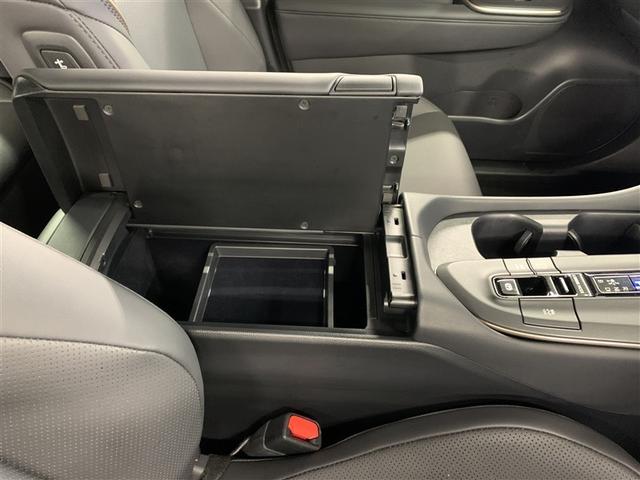 �Z���^�[�R���\�[�����[�A�����Ȃǂ̎��[�X�y�[�X