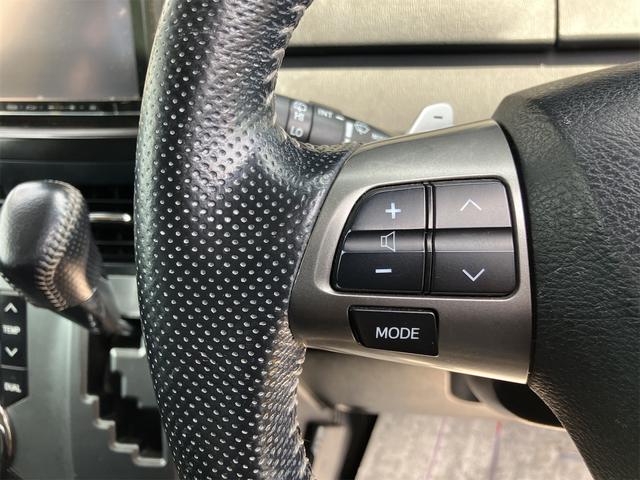 ヴォクシー ＺＳ　４ＷＤ　ドライブレコーダー　ＥＴＣ　両側電動スライドドア　ＨＩＤ　スマートキー　電動格納ミラー　３列シート　ＣＶＴ　アルミホイール　盗難防止システム　衝突安全ボディ　ＡＢＳ　エアコン（8枚目）