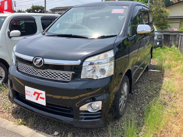 ヴォクシー ＺＳ　４ＷＤ　ドライブレコーダー　ＥＴＣ　両側電動スライドドア　ＨＩＤ　スマートキー　電動格納ミラー　３列シート　ＣＶＴ　アルミホイール　盗難防止システム　衝突安全ボディ　ＡＢＳ　エアコン（13枚目）