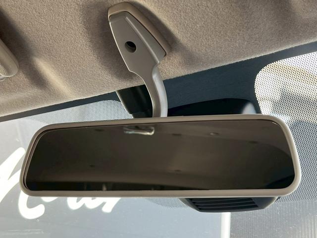 ＮＶ２００バネットバン ＧＸ　登録済未使用車　ＡＬＰＩＮＥ７インチディスプレイオーディオ　バックカメラ　アルパインＥＴＣ　運転席シートヒーター　６：４分割シート　小窓　純正フロアマット　寒冷地仕様（41枚目）