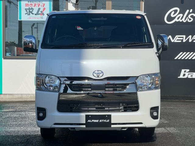 ハイエースバン スーパーＧＬ　ダークプライムＩＩ　ＡＬＰＩＮＥ１１インチナビ　パノラマミックビューモニター　両側パワースライドドア　ＥＴＣ２．０　ＨＤＭＩ　ＵＳＢ　リアヒーター　リアクーラー　フルセグテレビ（11枚目）