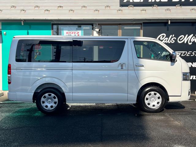 ハイエースバン スーパーＧＬ　ダークプライムＩＩ　ＡＬＰＩＮＥ１１インチナビ　パノラマミックビューモニター　両側パワースライドドア　ＥＴＣ２．０　ＨＤＭＩ　ＵＳＢ　リアヒーター　リアクーラー　フルセグテレビ（18枚目）